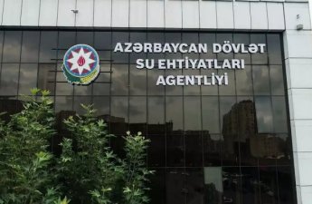 ADSEA: Из-за ливней в ряде районов наблюдается скопление дождевых вод