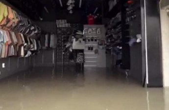 Мощные ливни накрыли ОАЭ-ВИДЕО-ФОТО