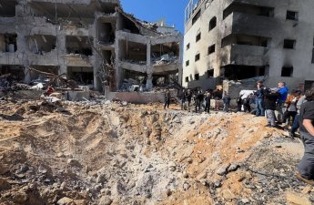 İran İsrailin mərkəzini vurdu- 10 raket düşdü...- Ölən və yaralananlar var...