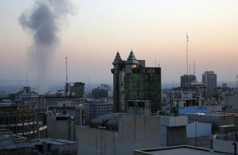 KİV: İranın Hərbi Dəniz Qüvvələri hava hücumlarına məruz qalıb