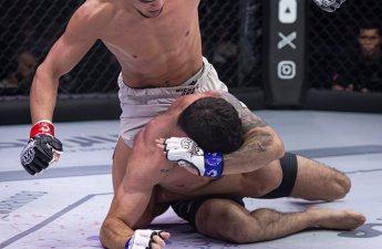 Асаф Чопуров досрочно защитил чемпионский пояс в UAE Warriors