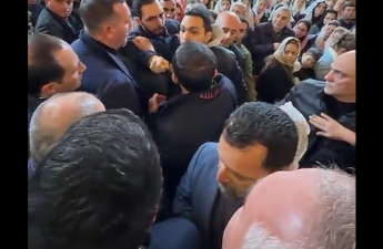 Paşinyanı vurmaq istəyən şəxs tutuldu - VİDEO