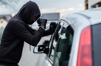 Nərimanovda avtomobillərdən oğurluq edən şəxs saxlanıldı - FOTO/VİDEO