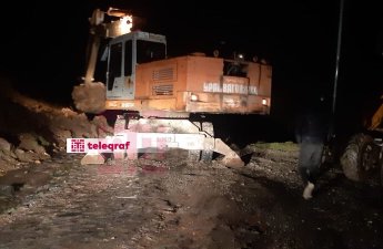 В Дашкесене просела дорога-ФОТО-ВИДЕО