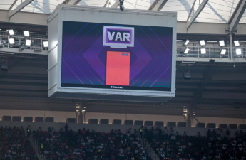 İngiltərəli azarkeşlər VAR sisteminin ləğvini dəstəkləyirlər