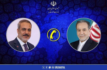 Hakan Fidanla Abbas Əraqçi İrana hücumların nəticələrini müzakirə ediblər