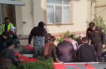 Из зон бедствия продолжают вывозить людей-ВИДЕО