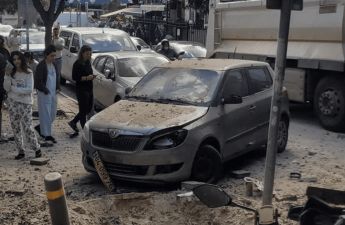 İran raketinin qalıqları Ukrayna səfirliyinin yaxınlığına düşdü...