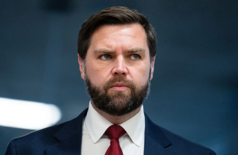 Vens pakistanlı vasitəçilərlə İran ətrafındakı münaqişəni müzakirə edib