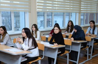 Dövlət sifarişi ilə oxuyan tələbələrdən ödəniş tələb edilə bilməz - RƏSMİ