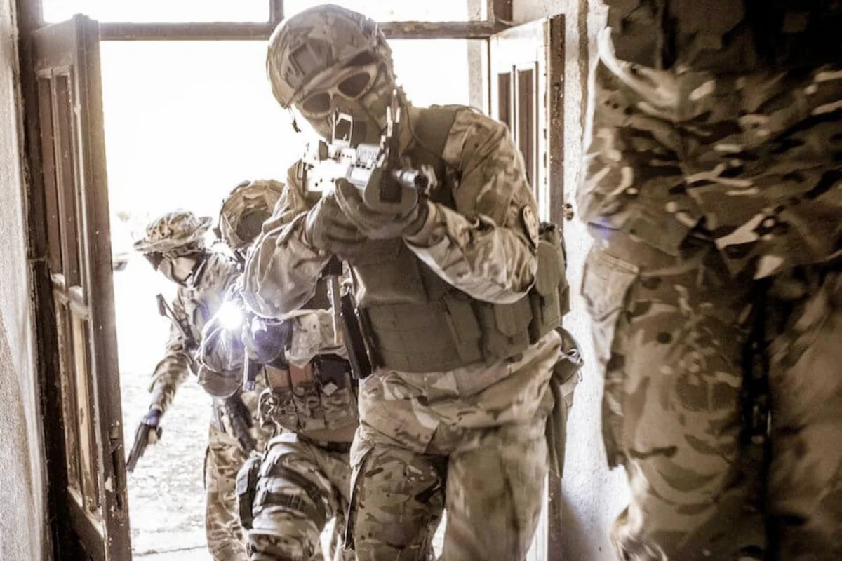 Avstraliya Yaxın Şərqə xüsusi təyinatlı qüvvələr göndərib