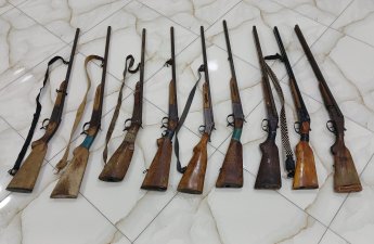 Polis çoxlu sayda qanunsuz silah-sursat aşkarladı