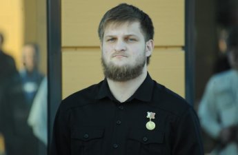 Kadırov varisini dəyişdi - hakimiyyəti ona verir