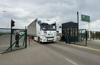Azərbaycanın yardım TIR-ları İrana keçdi