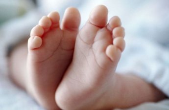 В Гяндже в больнице скончался младенец