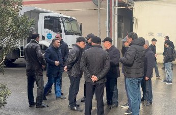 ADSEA sədri üzərində evlər tikilən kollektorun çökdüyü ərazidə olub - FOTOLAR