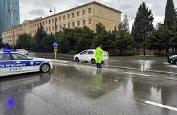 Дорожная полиция призывает участников движения к бдительности на фоне непогоды