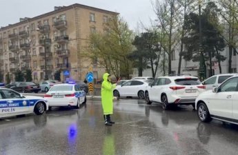 DYP yağışlı hava şəraiti ilə bağlı hərəkət iştirakçılarına müraciət etdi