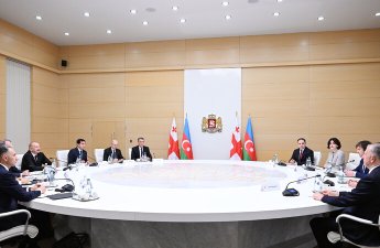 İlham Əliyevin İrakli Kobaxidze ilə geniş tərkibdə görüşü oldu - FOTO