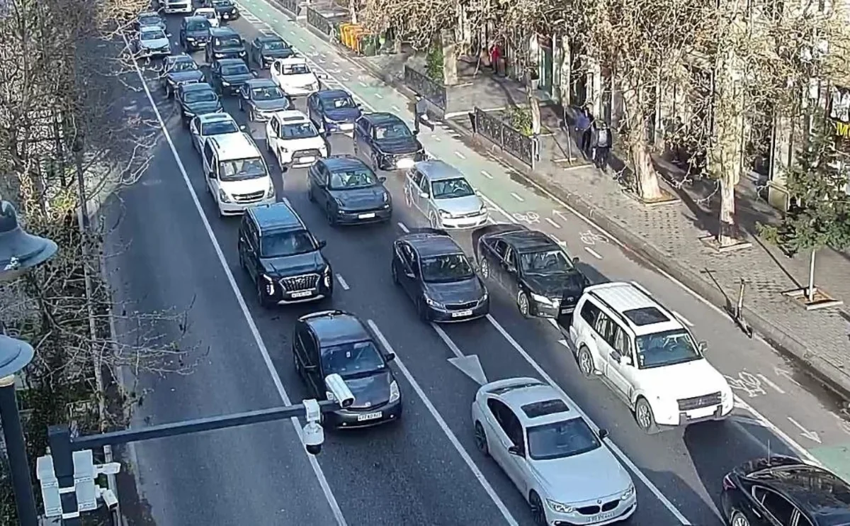 Bu ərazilərdə tıxac var