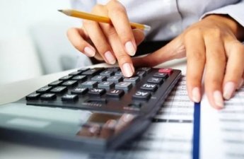 Aylıq maaşa işləyən və pensiya alan şəxslərin NƏZƏRİNƏ