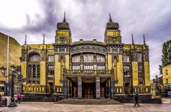 Opera və Balet Teatrında solistlərlə bağlı məsələyə aydınlıq gətirilib