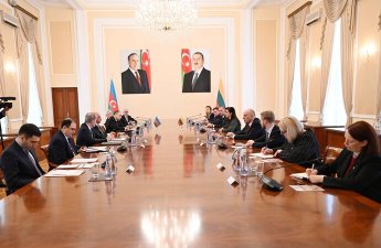 Əli Əsədov litvalı həmkarı ilə görüşdü - FOTO