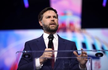 Вице-президент США отправился в Пакистан для переговоров с Ираном