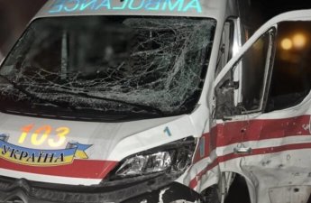 Rusiya ordusu Sumıda təcili yardım avtomobilini vurdu - FOTO