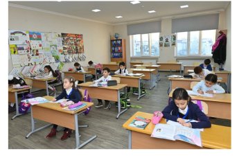 В бакинской школе внедрена система учета посещаемости на основе QR-кодов