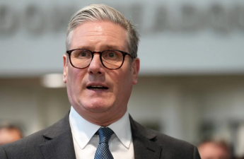 Starmer İsrailin Livana zərbələrini 