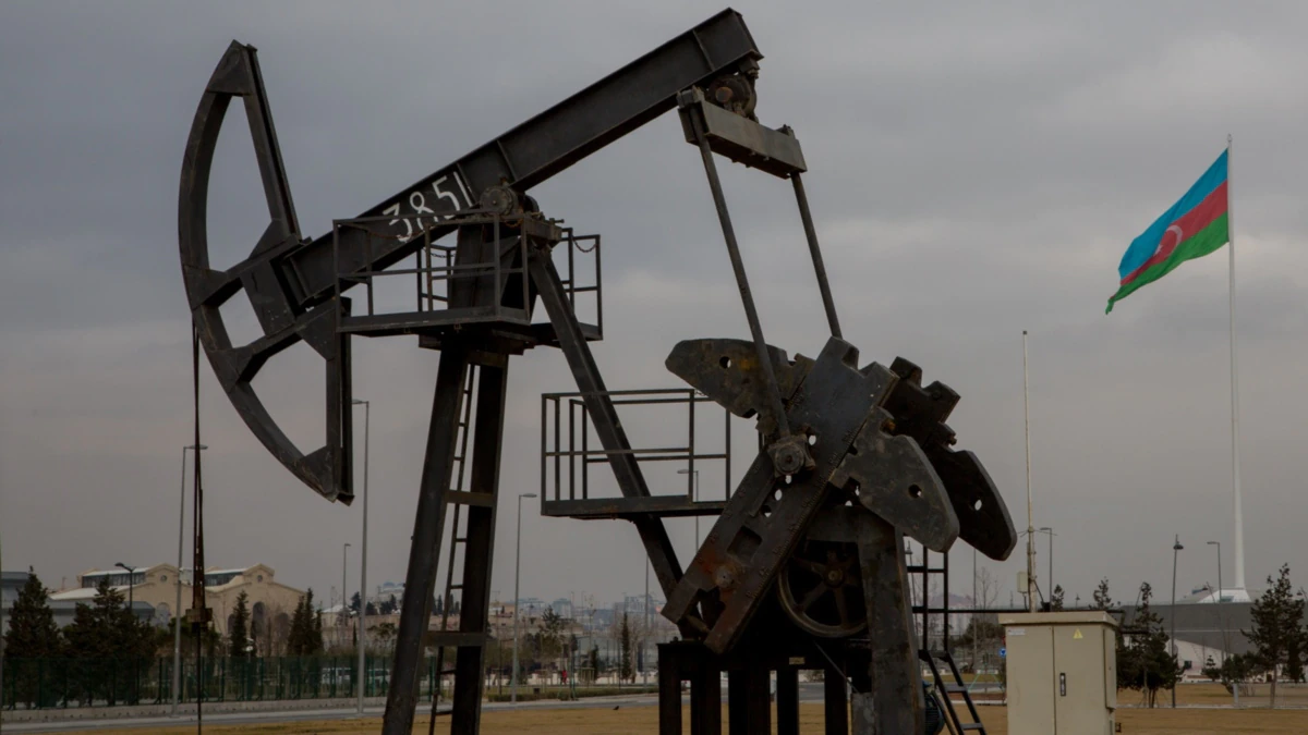 Цена на Azeri Light превысила $125