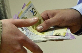 Keçmiş rəis aliment pullarını mənimsəyirmiş