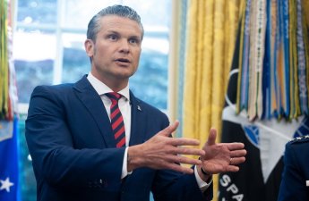 Шеф Пентагона игнорирует «Рамштайн»