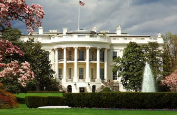 Белый дом видит прогресс в контактах с Ираном