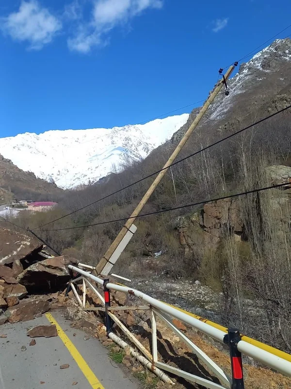 Ordubadda qaya uçqunu nəticəsində 32 ev qazsız qalıb - FOTO