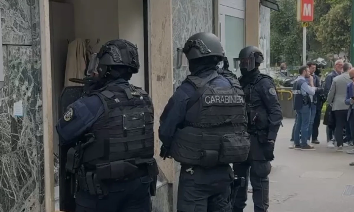 Banka silahlı hücum oldu - İyirmiyə yaxın şəxs girov götürüldü