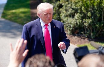 Tramp İranla razılaşma əldə olunacağı təqdirdə İslamabada səfər edəcəyini istisna etməyib