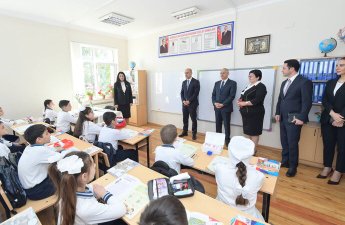 Nazir Qusarda məktəbdə tədris prosesi ilə tanış olub - FOTO