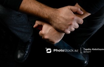 Bakıdan Qusara gedib iftar verdi, məscidin qarşısında keçmiş QAYINATASINI BIÇAQLADI