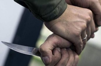 Bakıda qayın keçmiş yeznəsini gecə klubunun qarşısında bıçaqladı