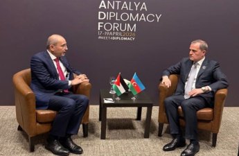 Ceyhun Bayramov İordaniyanın Baş nazirinin müavini ilə görüşüb