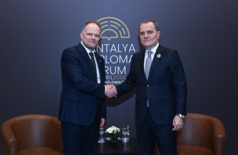 Ceyhun Bayramov NATO rəsmisi ilə enerji təhlükəsizliyi və regional prosesləri müzakirə edib - FOTO