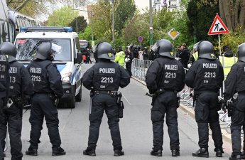 Almaniyada silahlı insidentlə bağlı məbəd ətrafında polis əməliyyatı aparılıb