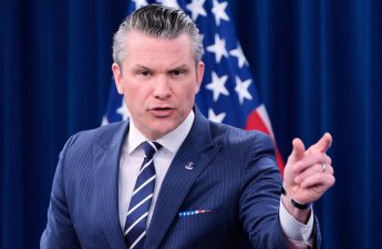 Глава Пентагона накричал на министра армии