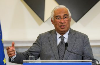 Кошта поздравил Радева с победой его партии на выборах в Болгарии