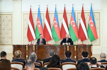 Президенты Азербайджана и Латвии выступили с заявлениями для прессы - ОБНОВЛЕНО-ФОТО