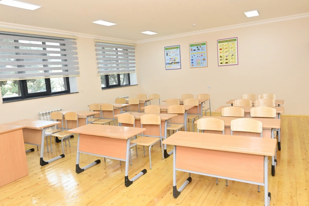 Bakıda bəzi təhsil müəssisələri BAĞLANIR