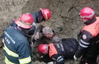 В Гобустане во время земляных работ произошел обвал грунта: есть погибший и пострадавший-ВИДЕО