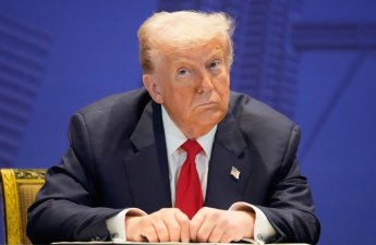 Трамп ответил принцу Гарии: «Как там его жена, передайте от меня привет»-ВИДЕО